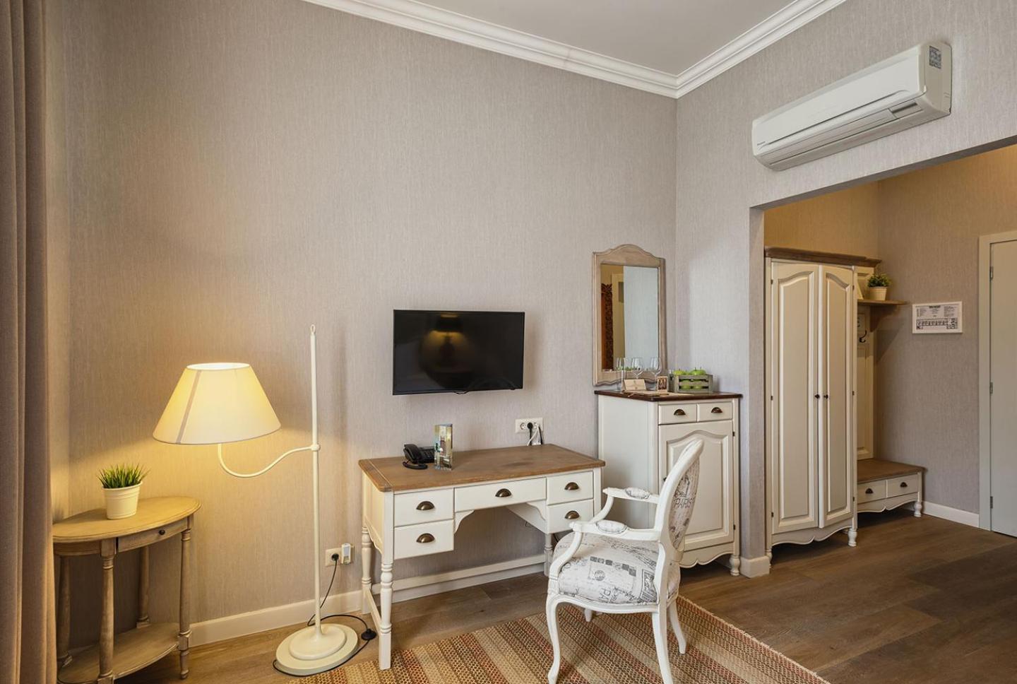 Midalidare Hotel & Spa Mogilovo Luaran gambar