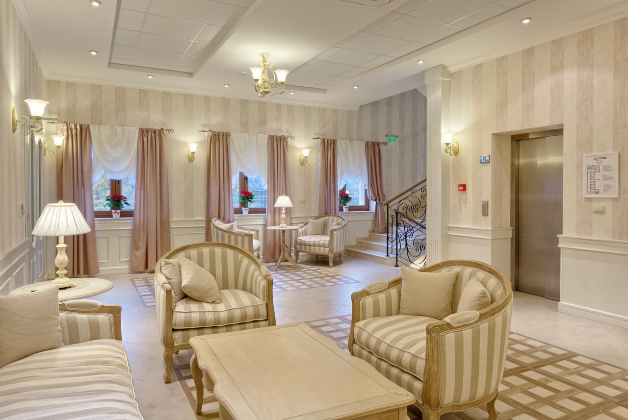 Midalidare Hotel & Spa Mogilovo Luaran gambar