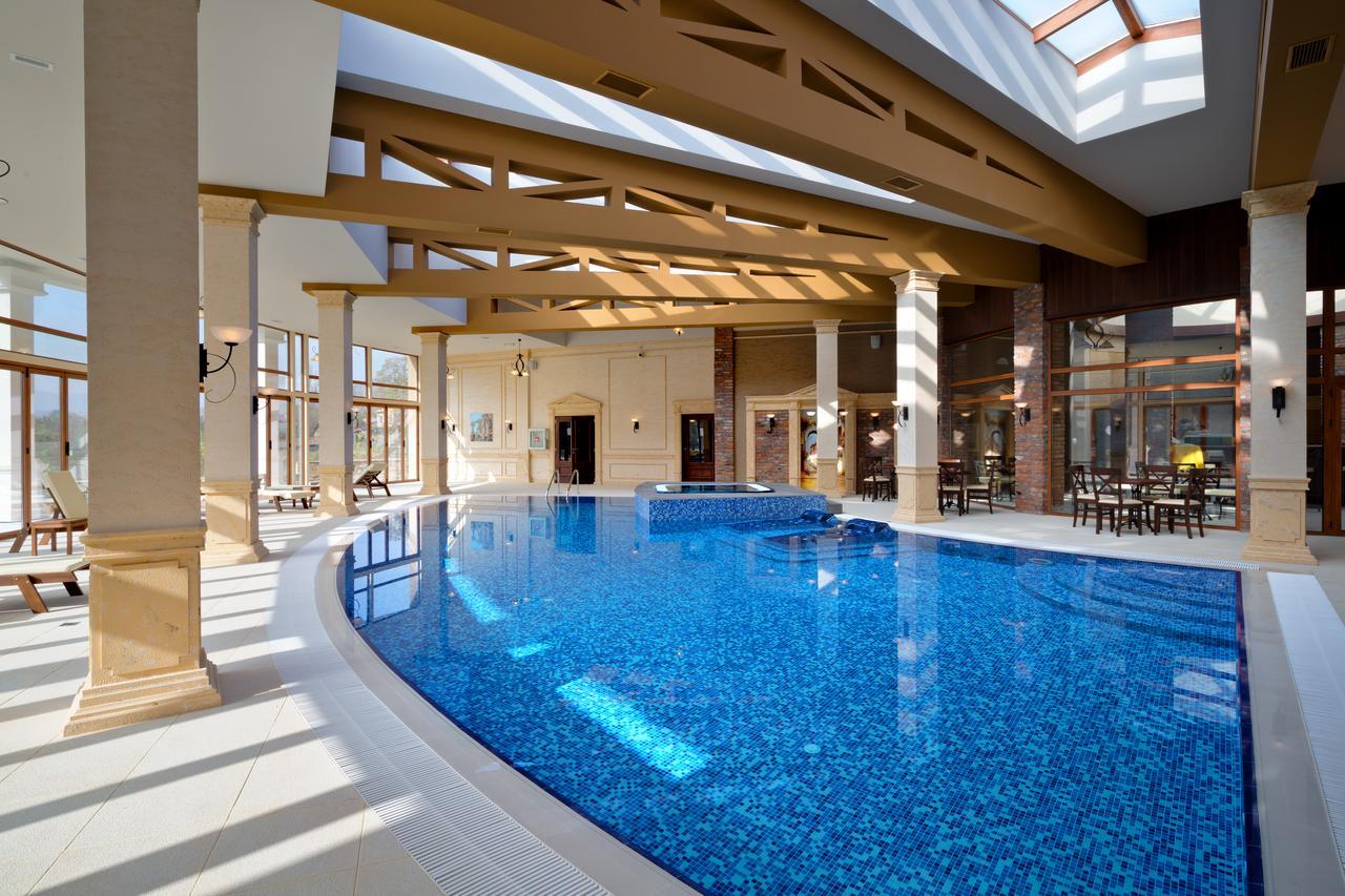 Midalidare Hotel & Spa Mogilovo Luaran gambar
